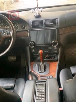 بی ئێم دەبڵیو سیریەس 5